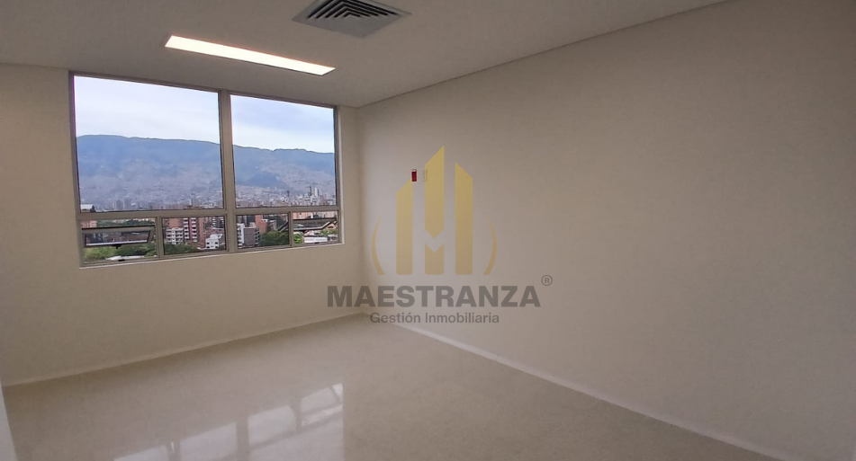 Consultorio En Arriendo - Laureles Unicentro, Medellín