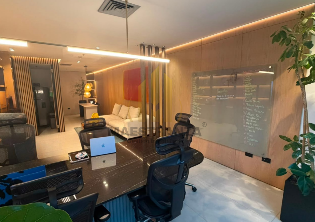 Oficina En Venta - Las Palmas, Medellín