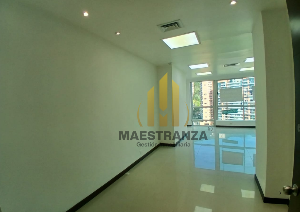 Oficina En Arriendo - El Tesoro, Medellín