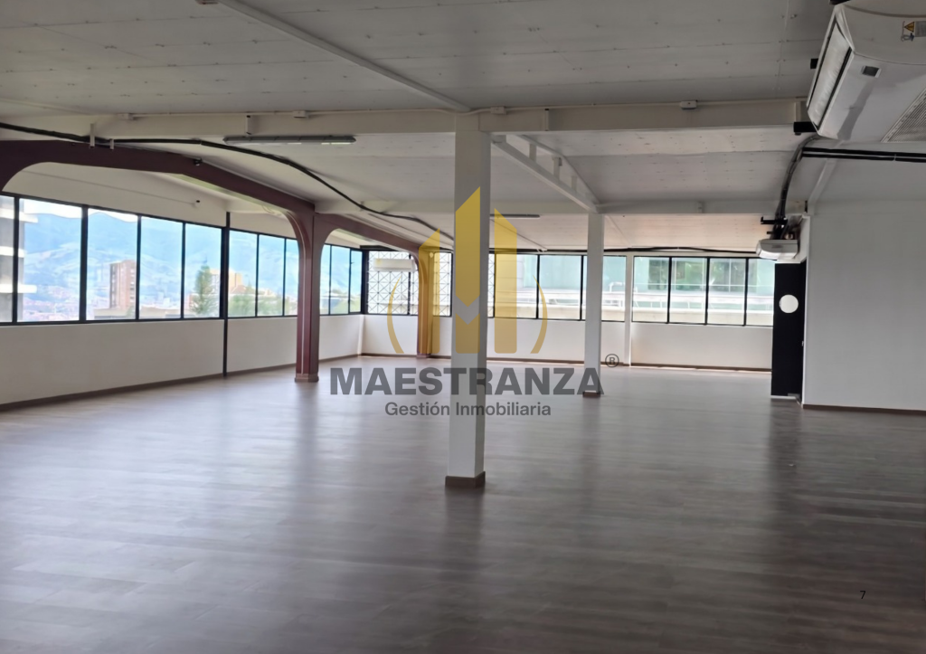 Oficina En Arriendo - El Poblado, Medellín