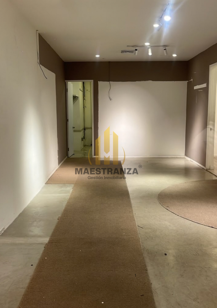 Local En Arriendo - El Poblado, Medellín