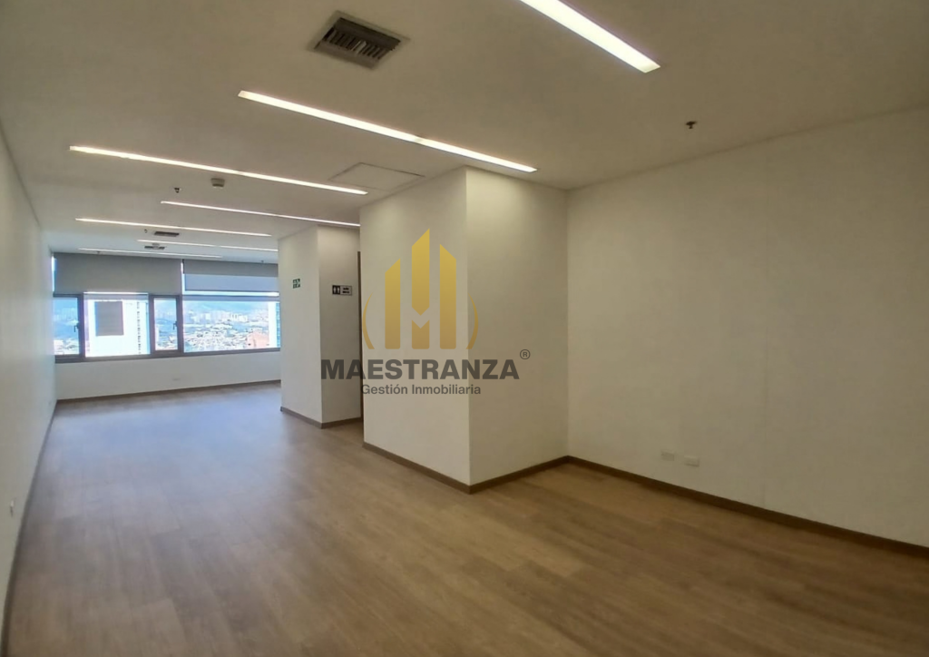 Oficina En Arriendo - Milla De Oro, Medellín