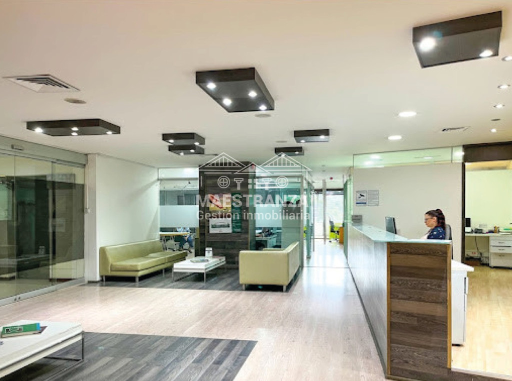 Oficina En Venta - El Poblado, Medellín