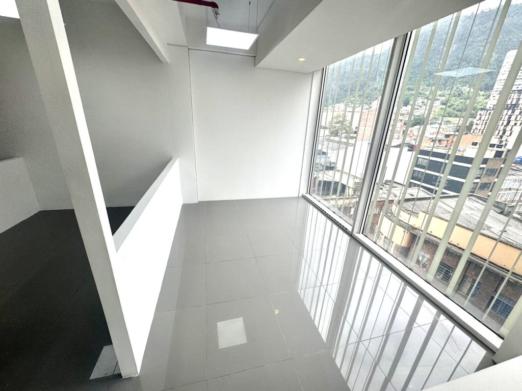 Arriendo/venta Oficina Las Nieves imagen 10