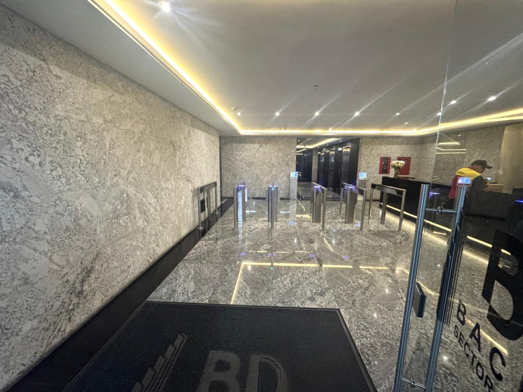 Arriendo/venta Oficina Las Nieves imagen 13