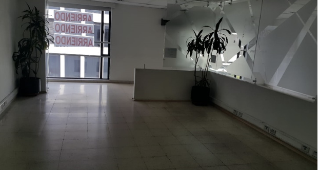 Oficina - Antiguo Country