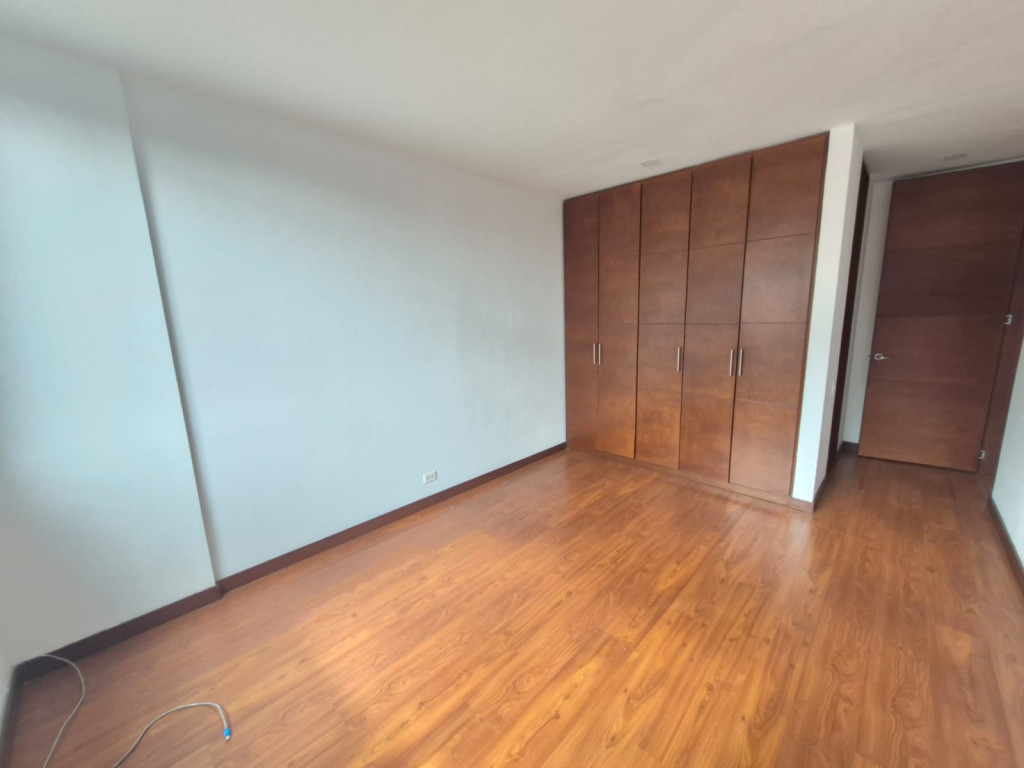 Arriendo Apartamento El Chico imagen 13