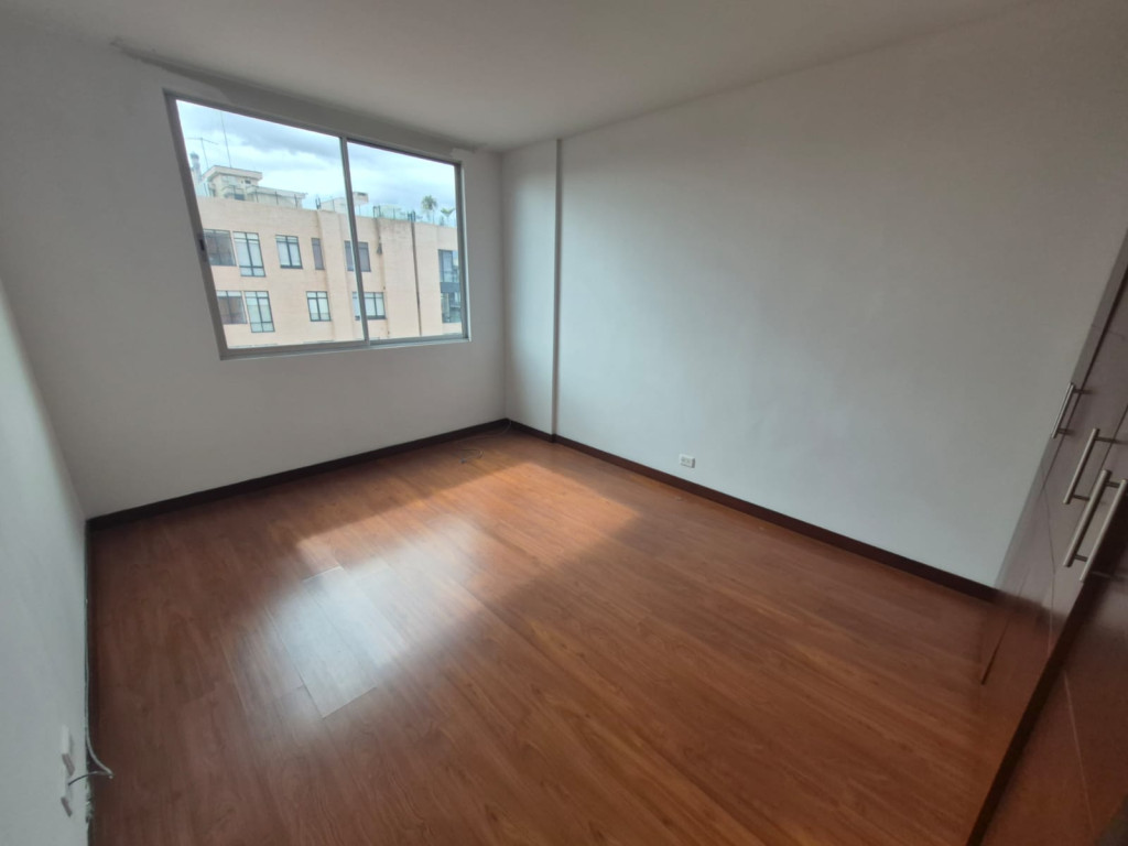 Arriendo Apartamento El Chico imagen 17