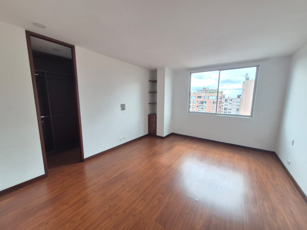 Arriendo Apartamento El Chico imagen 18