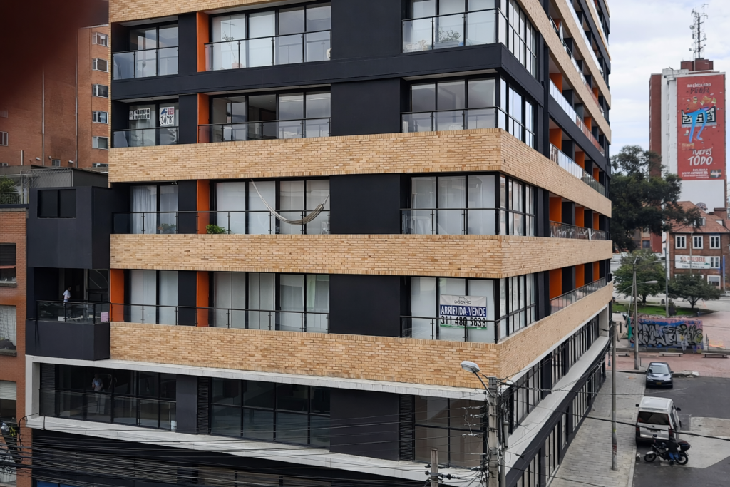 Arriendo/venta Apartaestudio CHAPINERO imagen 4