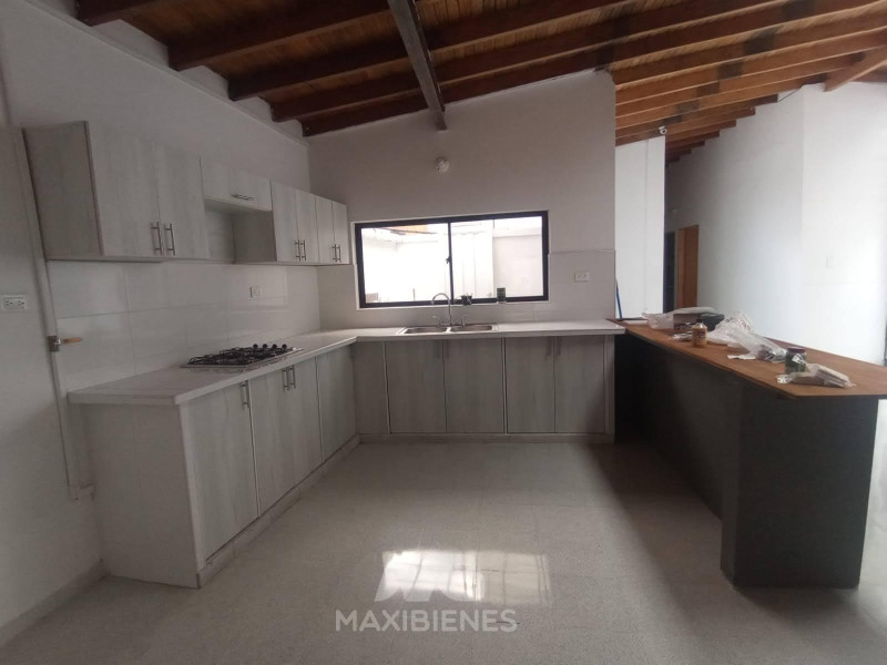 CASA en ARRIENDO