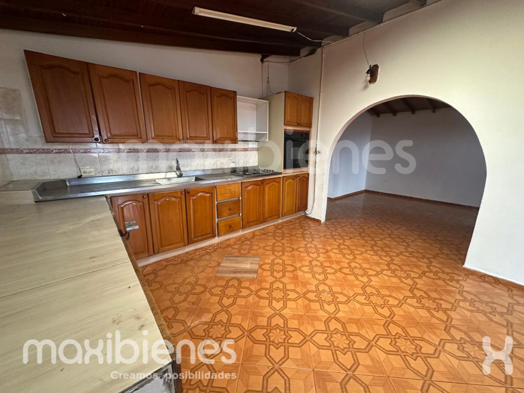 CASA en ARRIENDO