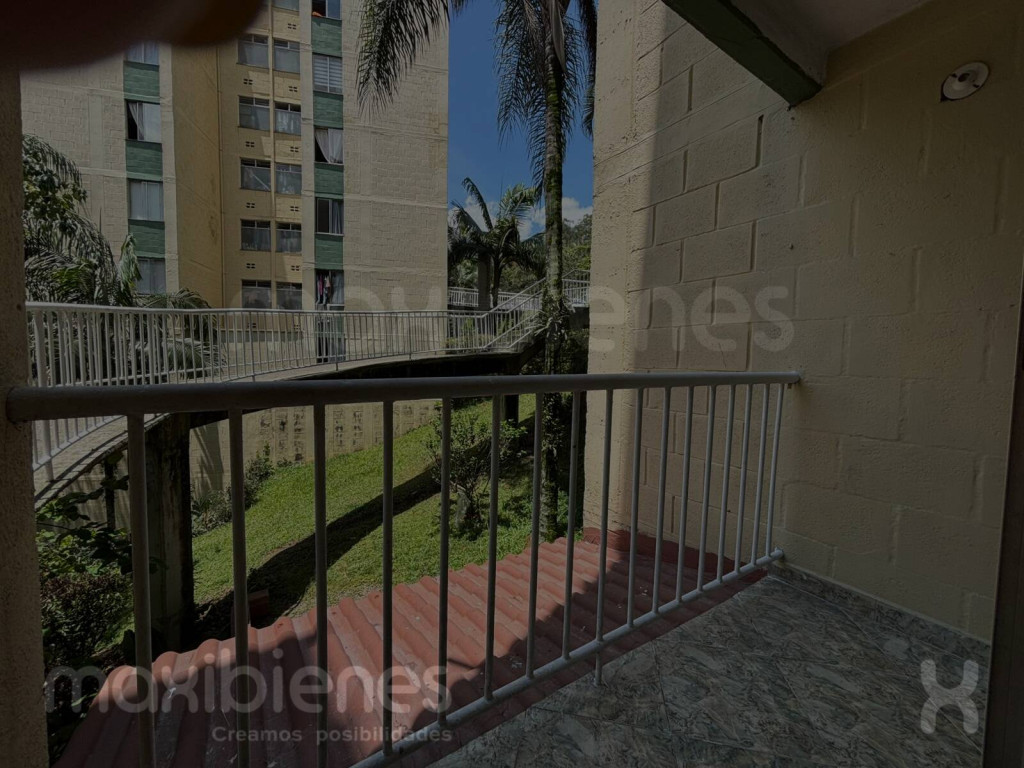 APARTAMENTO en ARRIENDO