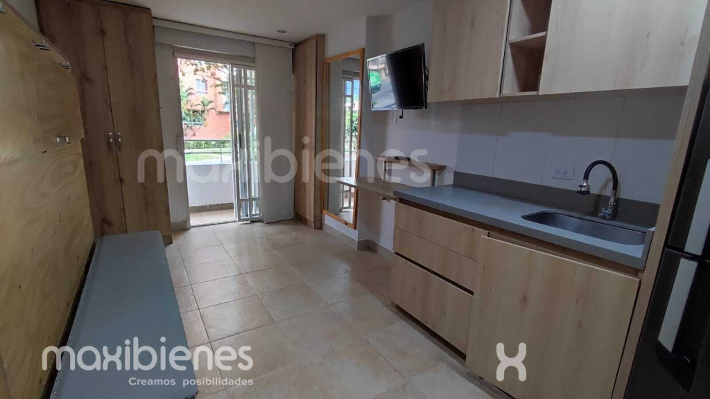 APARTAESTUDIO en ARRIENDO