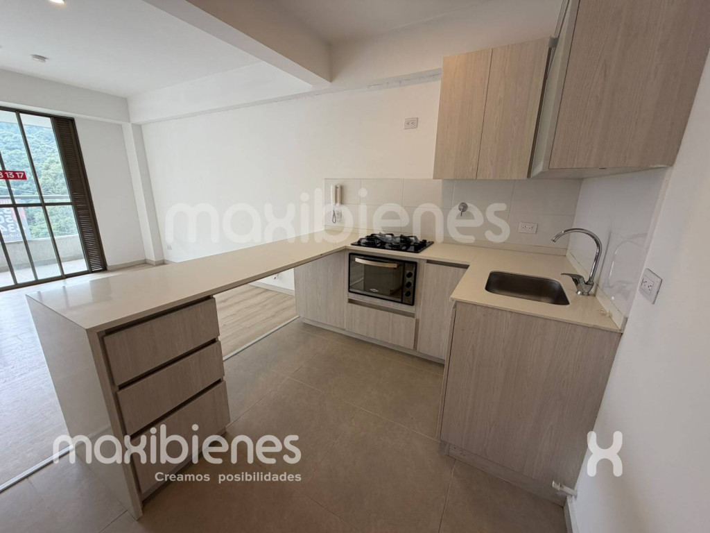 APARTAESTUDIO en ARRIENDO