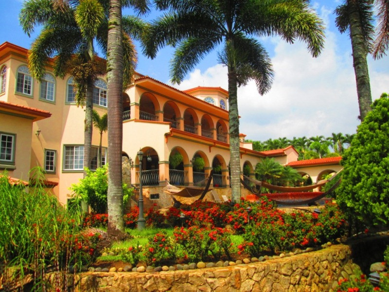 Casa En Venta - Ciudad Jardín, Cali