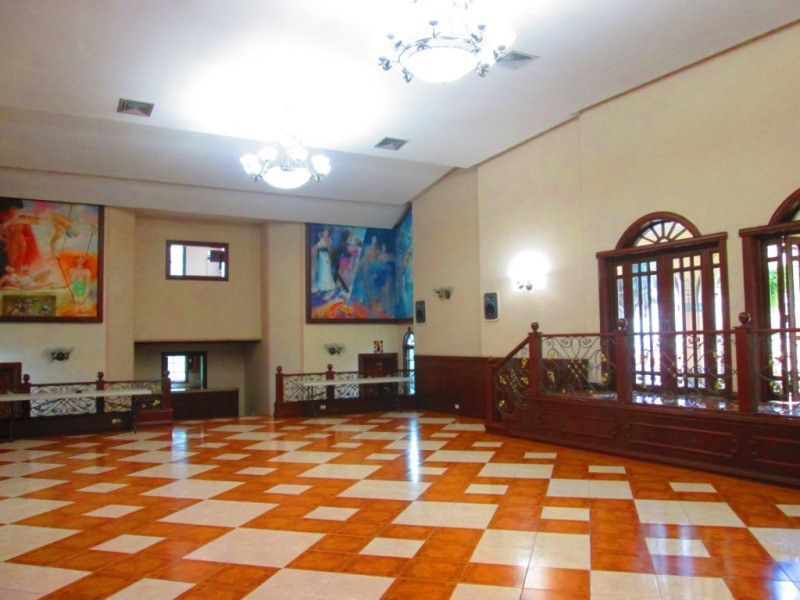 Casa En Venta - Ciudad Jardín, Cali