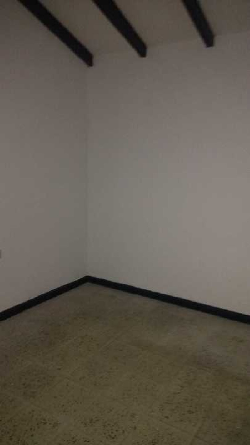 Local En Arriendo - Popular, Cali