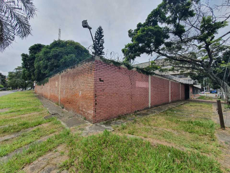 Edificio En Venta - La Flora, Cali