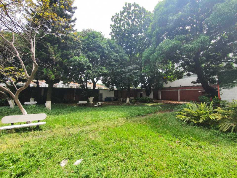 Edificio En Venta - La Flora, Cali