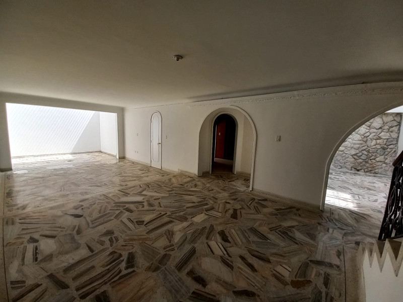 Casa En Venta - Ciudad Jardín, Cali