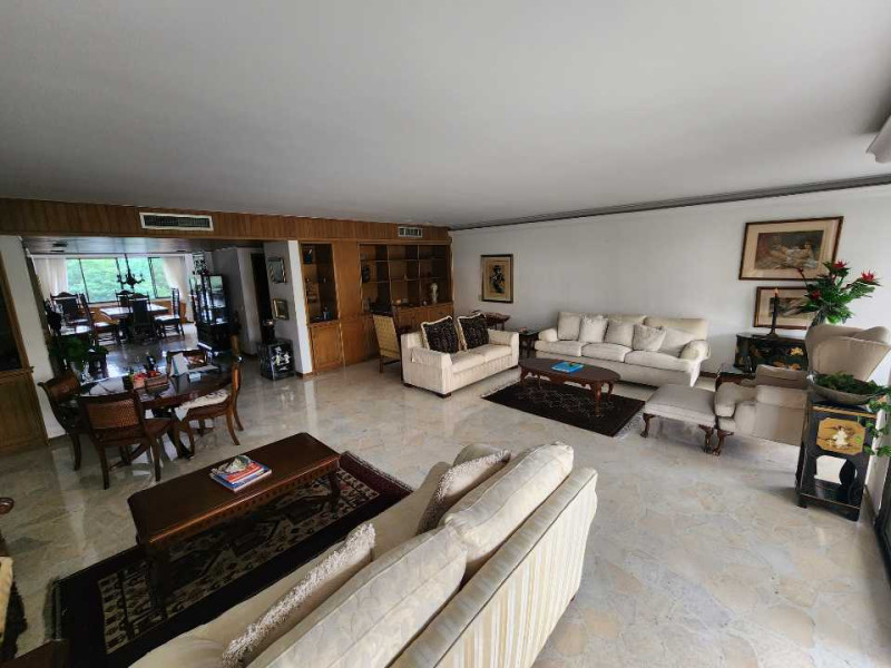 Apartamento En Venta - Santa Teresita, Cali