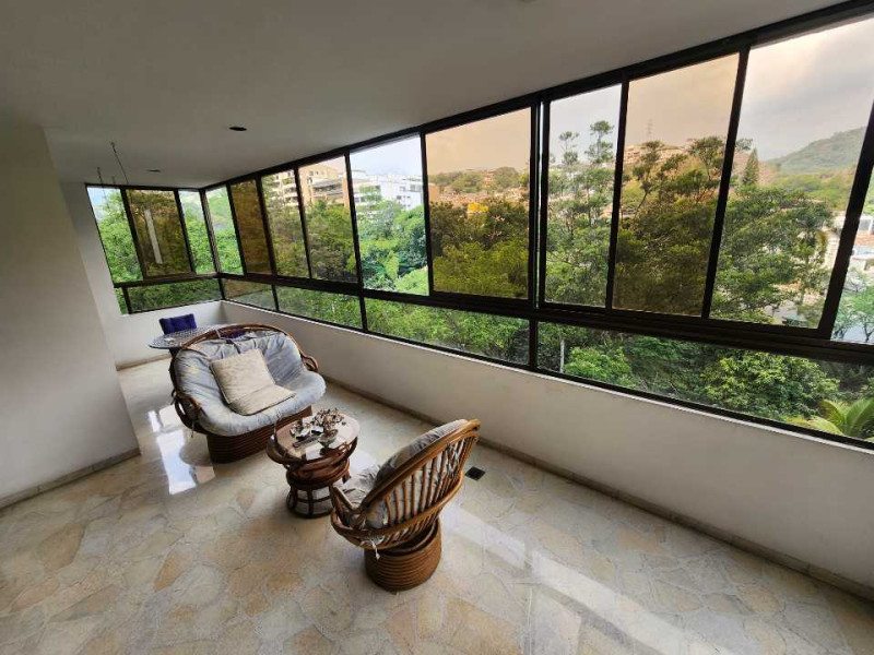 Apartamento En Venta - Santa Teresita, Cali