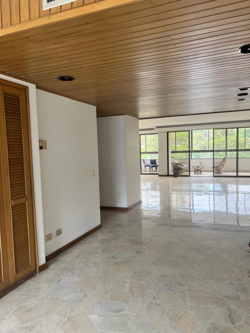 Apartamento En Venta - Santa Teresita, Cali