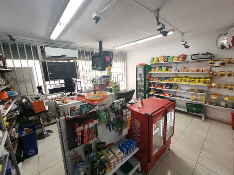 Local En Venta - Los Álamos , Cali