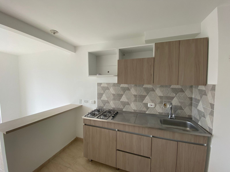 Apartaestudio En Venta - Urbanización La Flora, Cali