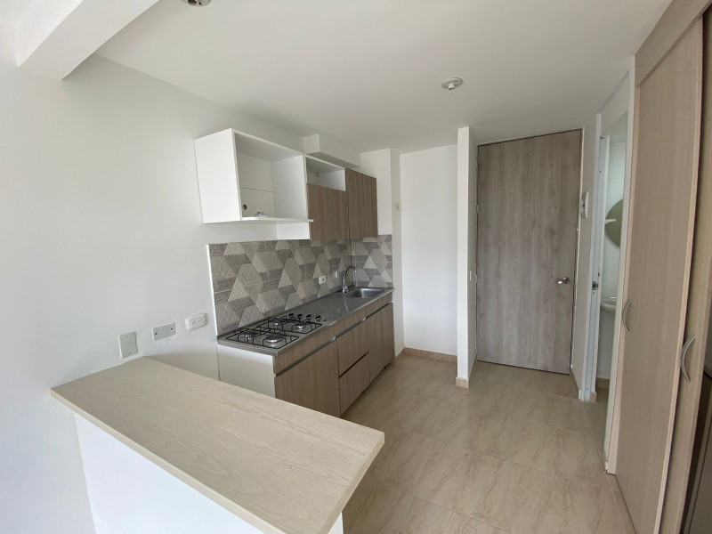 Apartaestudio En Venta - Urbanización La Flora, Cali