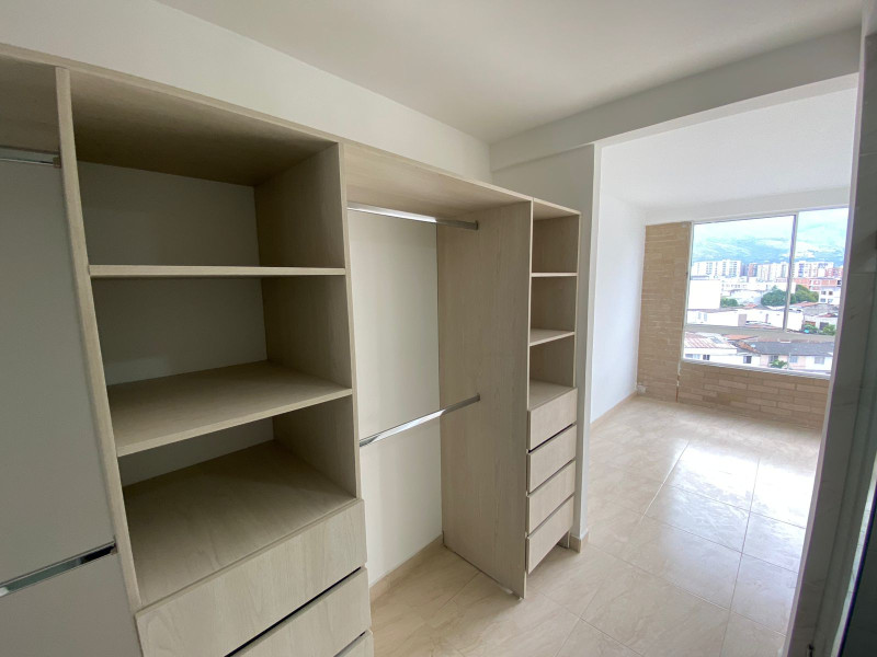 Apartaestudio En Venta - Urbanización La Flora, Cali