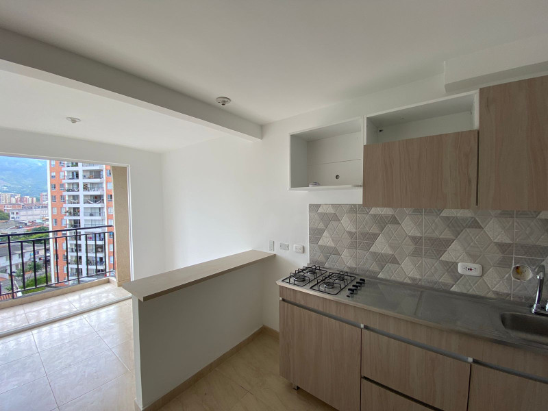 Apartaestudio En Venta - Urbanización La Flora, Cali