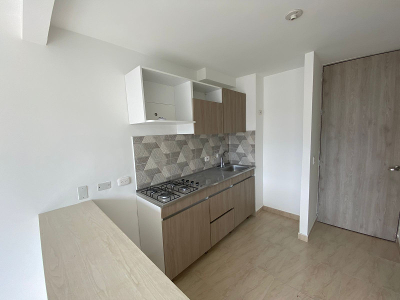 Apartaestudio En Venta - Urbanización La Flora, Cali