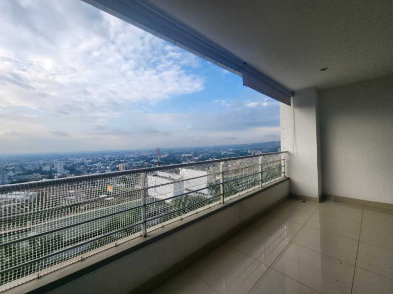 Apartamento En Venta - Cristales, Cali