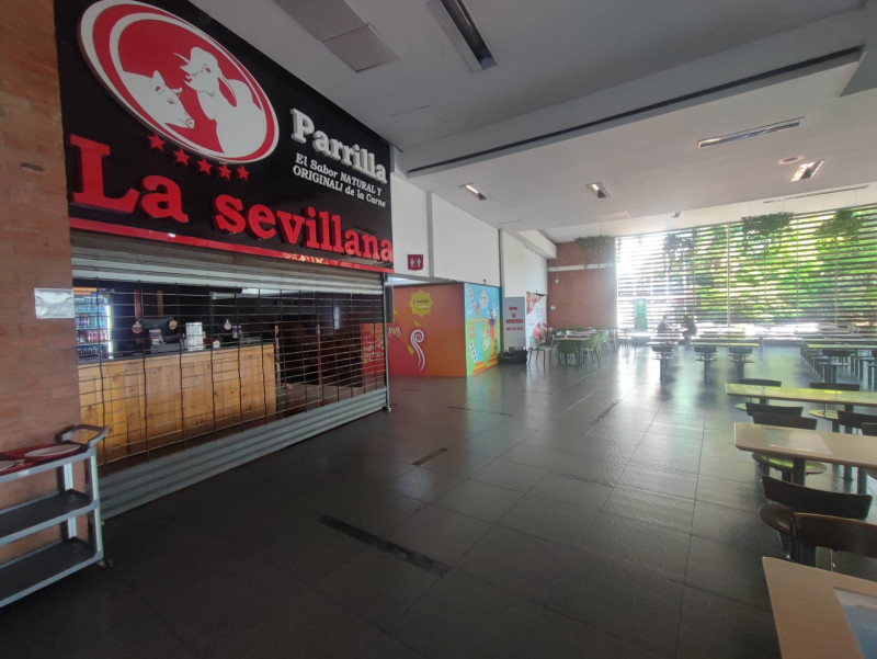 Local En Arriendo - Chipichape, Cali