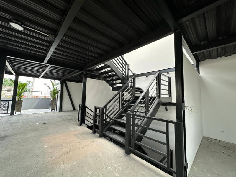 Local En Arriendo - San Vicente, Cali