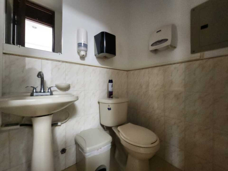 Oficina En Venta - Chipichape, Cali