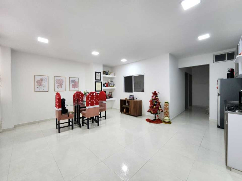 Apartamento En Venta - Granada, Cali