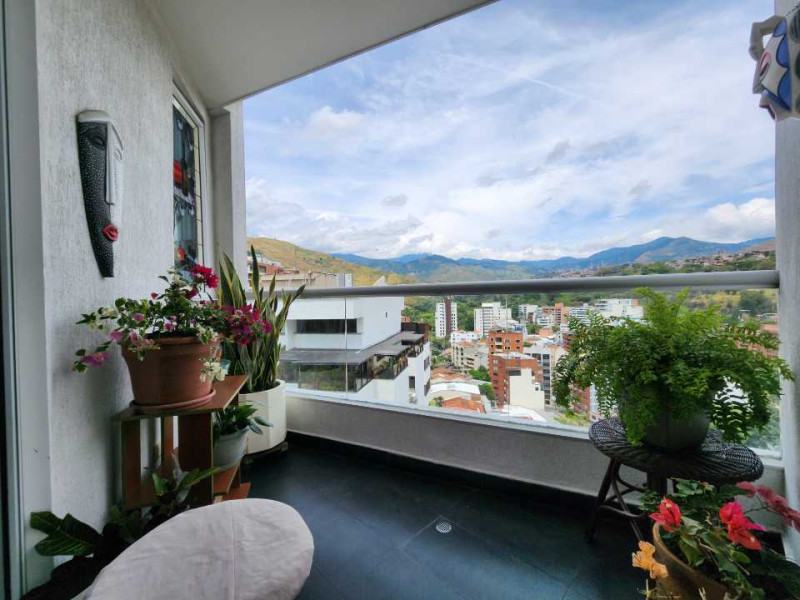 Apartamento En Venta - Santa Teresita, Cali