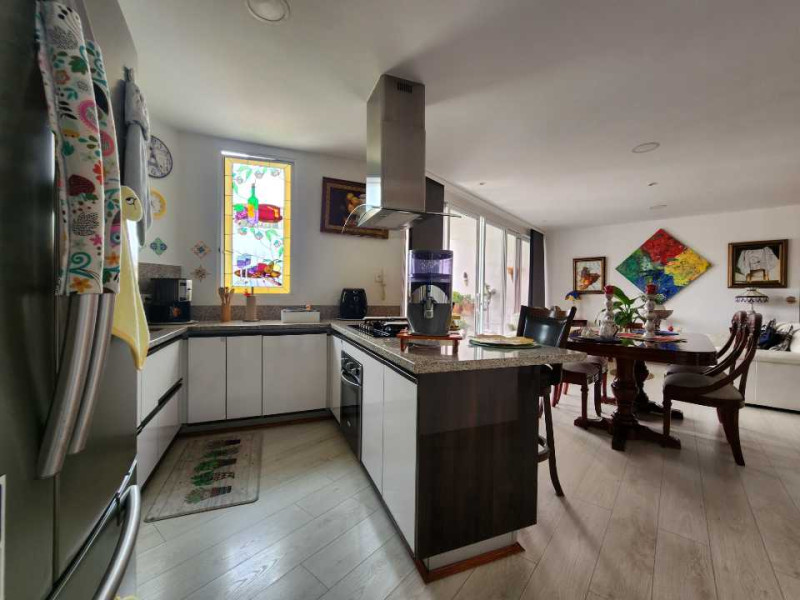 Apartamento En Venta - Santa Teresita, Cali