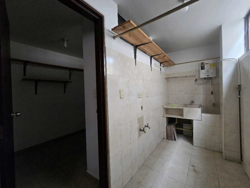 Apartamento En Venta - Santa Anita, Cali