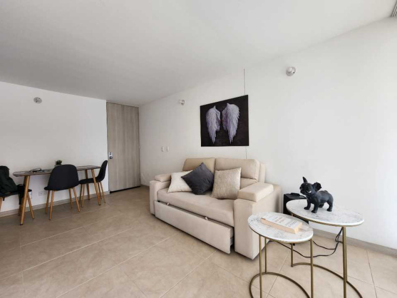 Apartamento En Venta - Los Cambulos, Cali