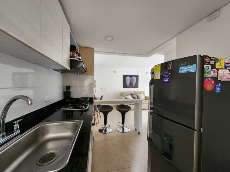 Apartamento En Venta - Los Cambulos, Cali