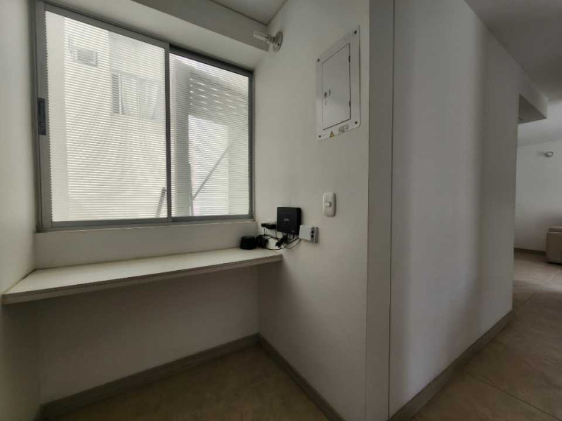 Apartamento En Venta - Los Cambulos, Cali