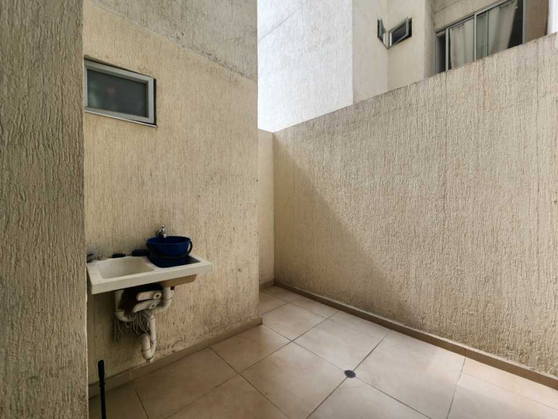 Apartamento En Venta - Los Cambulos, Cali
