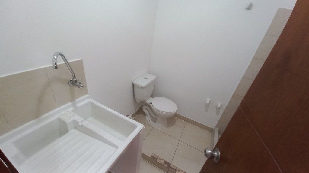Casa En Arriendo - Santa Mónica Popular, Cali