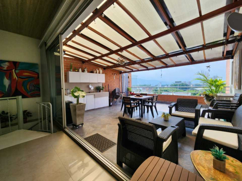 Apartamento En Venta - El Limonar, Cali