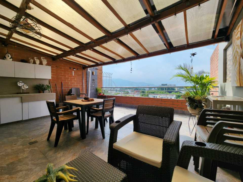 Apartamento En Venta - El Limonar, Cali