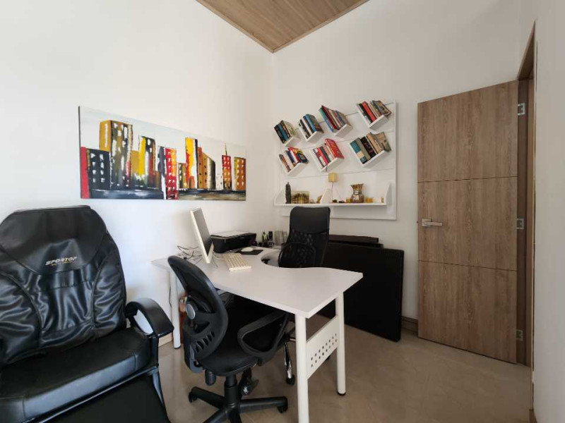 Apartamento En Venta - El Limonar, Cali